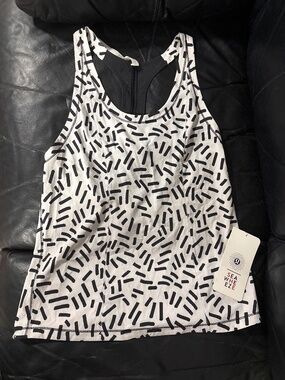 NWT Lululemon Lightened Up Singlet